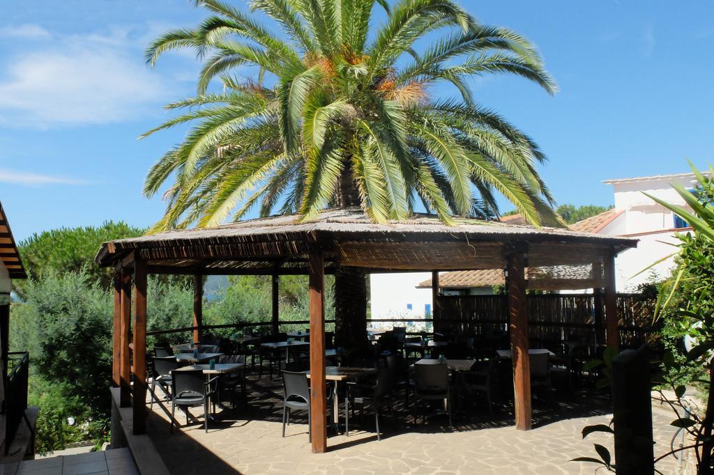 Hotel Villa Giulia Porto Azzurro Exteriör bild